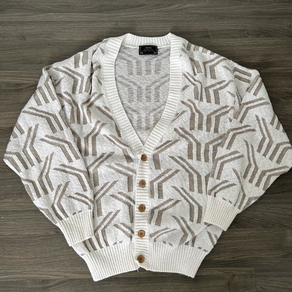 Vintage Men’s Sears Gray and White Knit Sweater Geometric Pattern 3D Knit